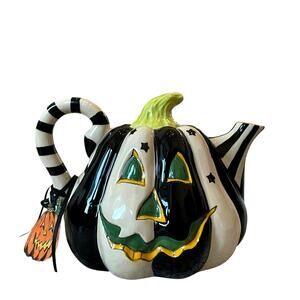 Blue Sky Halloween Black | White Pumpkin Jack O Lantern Teapot Mackenzie NEW